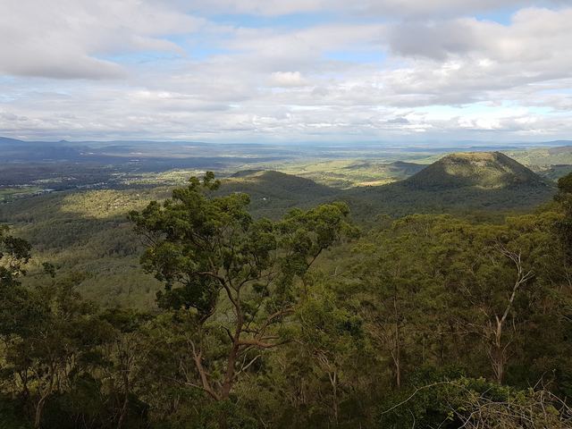 View from the Picnic Point lookout in Toowoomba over green hills and the plains below